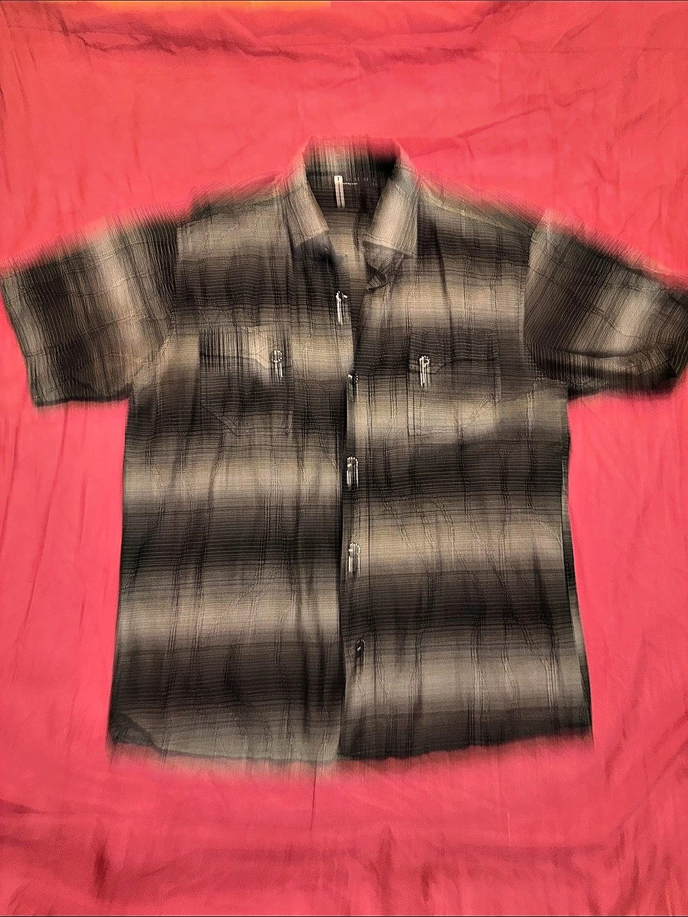 OAKLEY Men's Plaid Short Sleeve Shirt in Gray & Black